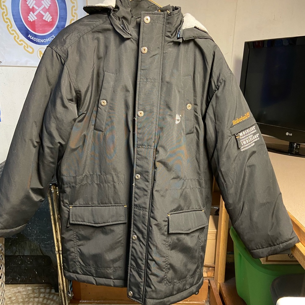 Timberland boys’ size medium coat - black